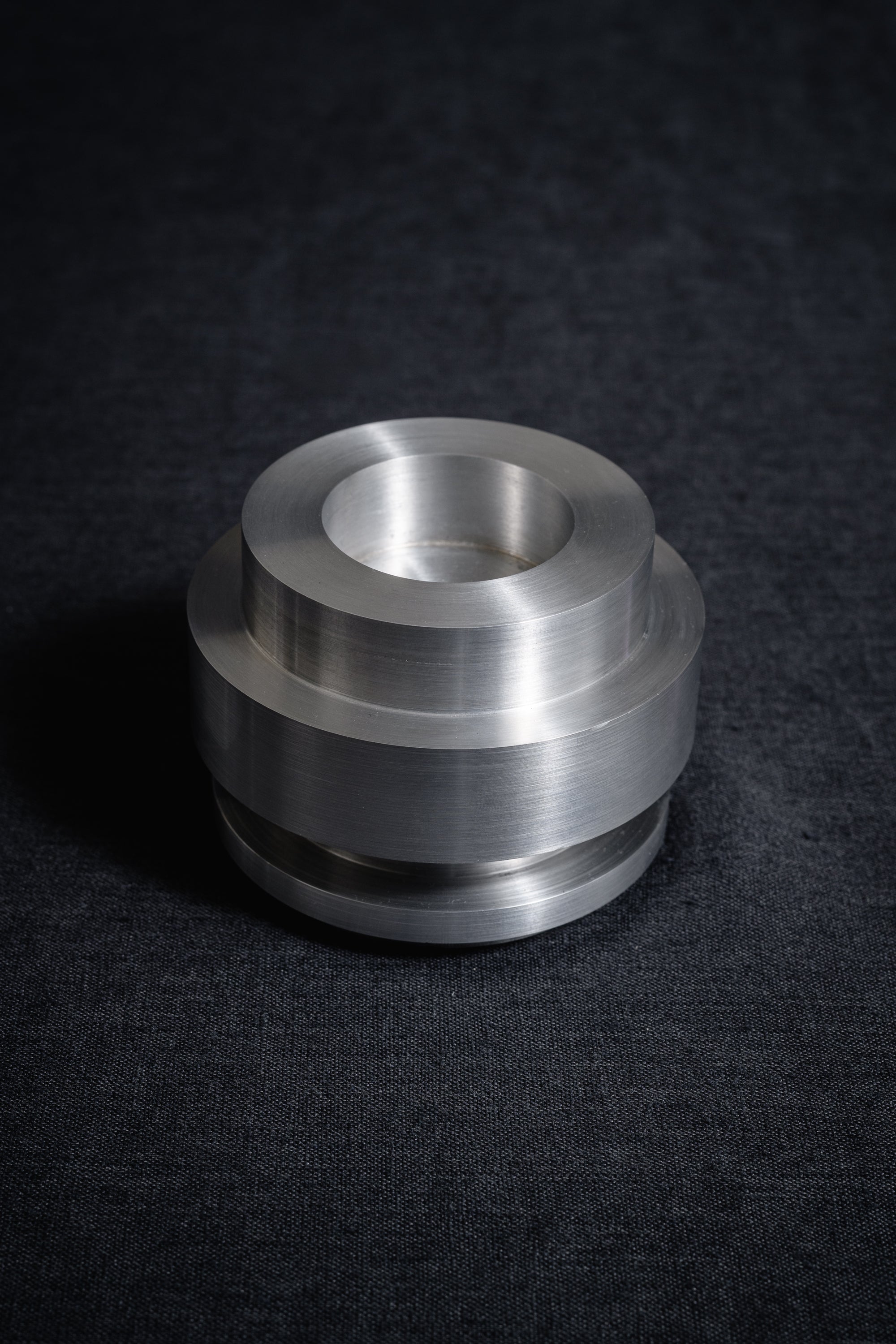 Metal candle holder M646