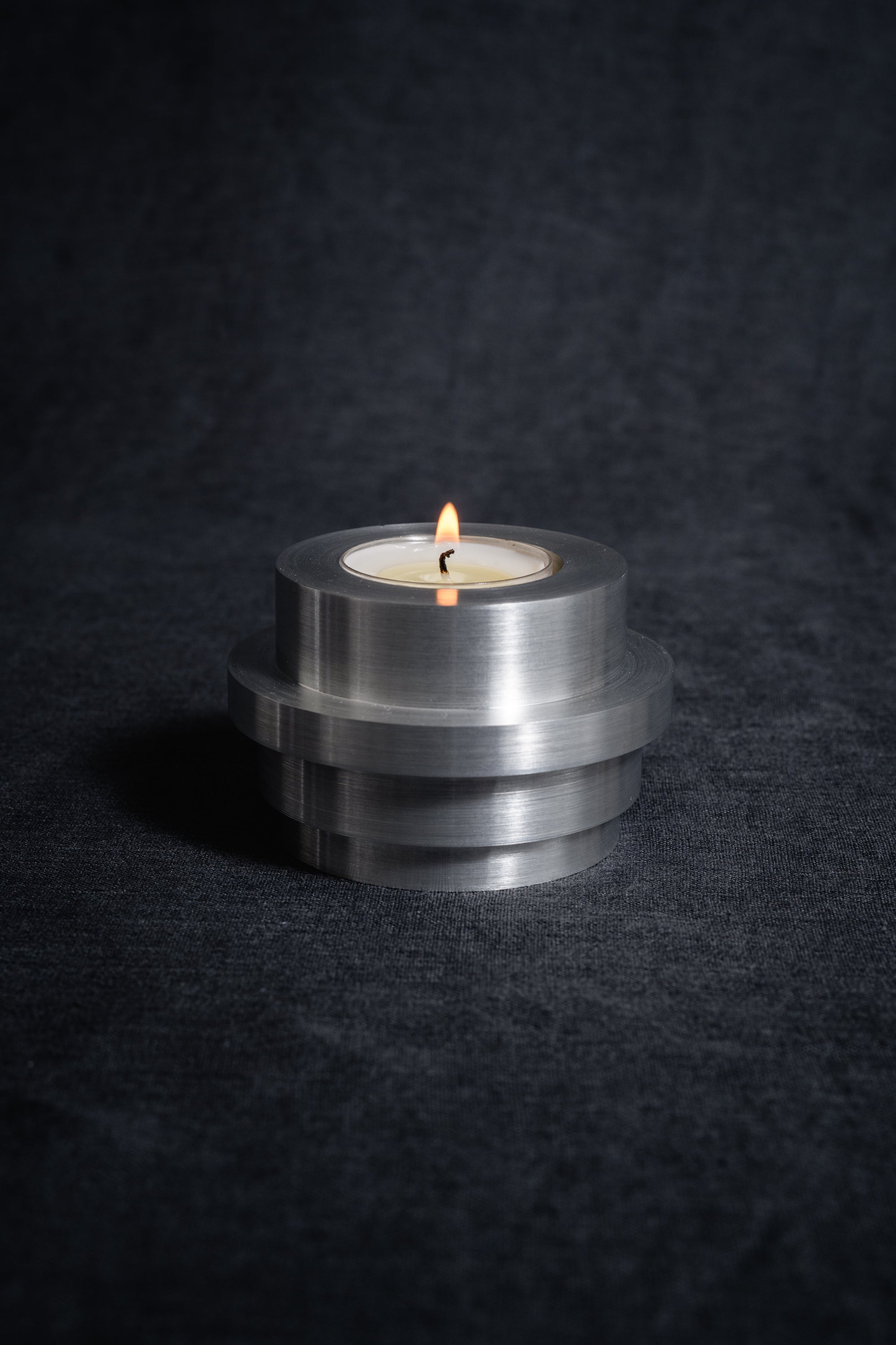Metal candle holder M468